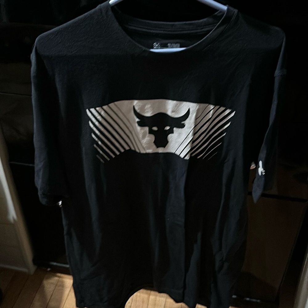 Project rock tee